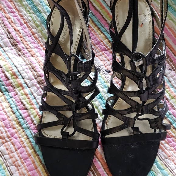 Shoes - Picture 2 of 3